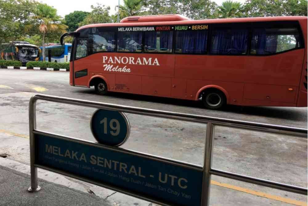 Operasi syarikat Panorama Melaka Sdn Bhd (PMSB) ditutup berkuat kuasa Selasa selepas pengendali bas henti-henti itu tidak berdaya maju dan tidak mencatat keuntungan. Foto fail Bernama