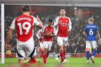 Arsenal masih ada peluang untuk memintas Liverpool dan menjadi juara EPL.