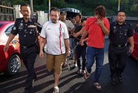 Tiga ahli &#039;Geng Atan&#039; mengaku tidak bersalah di Mahkamah Majistret Johor Bahru pada Jumaat atas pertuduhan melakukan pecah rumah dengan niat mencuri, bulan lepas. Bernama