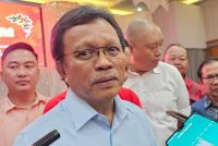 Mohd Shafie ketika ditemui pemberita pada majlis sambutan Krismas dan Tahun Baharu di Kapayan, Kota Kinabalu.