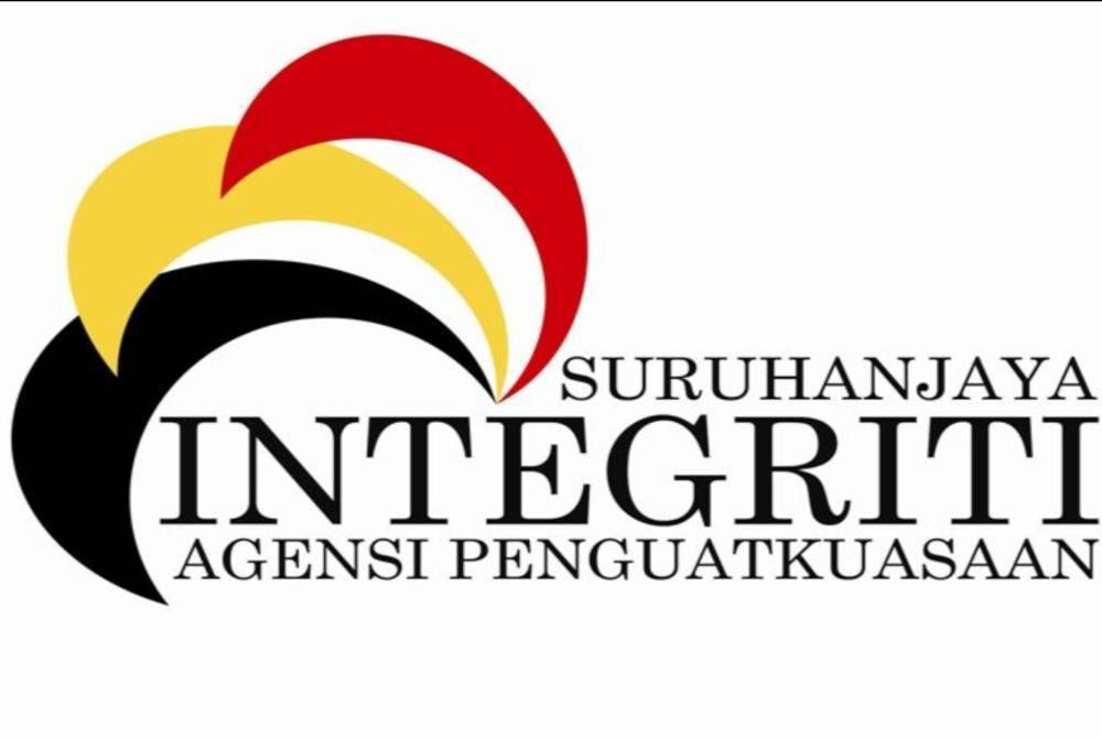 EAIC mendedahkan terdapat cubaan daripada pegawai JAS untuk melepaskan kontena mengandungi sampah elektronik atau e-waste di Pelabuhan Klang.