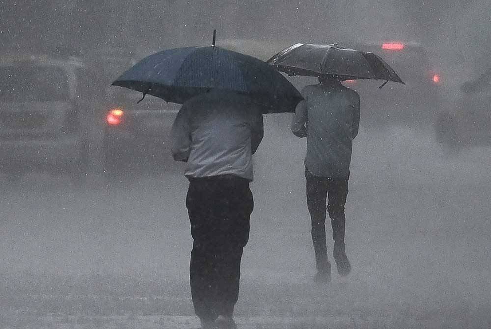 Luruan monsun membawa hujan lebat berterusan dijangka bermula 9 Januari hingga 13 Januari depan. Gambar hiasan