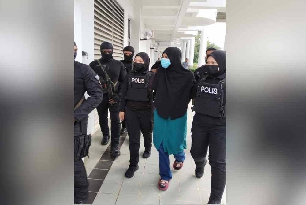 Mahkamah Tinggi di sini pada Khamis menjatuhi seorang bekas pegawai pemasaran hukuman penjara tiga tahun, atas dua pertuduhan memiliki bahan berkaitan kumpulan pengganas Daesh, tahun lalu. Gambar fail 