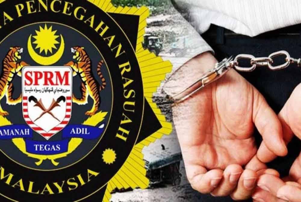 SPRM mereman dua pengarah syarikat dan seorang pegawai agensi sebuah kementerian kerana dipercayai terbabit rasuah mendapatkan surat tawaran kelulusan lesen.