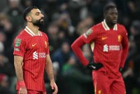 Reaksi penyerang Liverpool, Mohamed Salah (kiri) selepas tewas kepada Spurs.