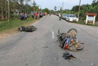 Dua lelaki maut selepas motosikal bertembung dalam kemalangan di persimpangan Jalan Kampung Gombang/Kampung Batu 28, Lenga pada Khamis.