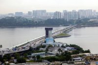 Berpandukan sejarah lampau dan keadaan semasa, gabungan perniagaan Johor-Singapura ini memang berpotensi. Gambar hiasan