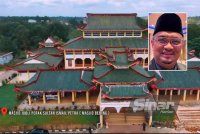 Masjid Beijing, Rantau Panjang yang menjadi pembukaan visual rasmi video TMK 2024. Gambar kecil: Dr Mohamed Fadzli - FOTO SINAR HARIAN/ADILA SHARINNI WAHID.