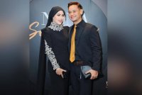 Fasha Sandha bersama suaminya, Aidil.