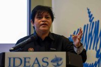 Azalina. Foto Bernama