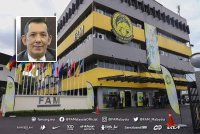 Joehari (gambar kecil) percaya perkhabaran positif menjadi calon tunggal menggantikan tempat Hamidin sebagai Presiden pada kongres pemilihan penggal 2025-2029 sebagai tanda keyakinan FAM kepada dirinya.