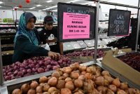 Sekiranya OPR tidak dinaikkan sudah pasti kadar inflasi akan terus meningkat dan tingkat harga juga akan terus memecut - Foto Bernama