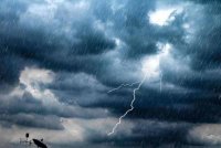 Jabatan Meteorologi Malaysia (MetMalaysia) mengeluarkan amaran ribut petir, hujan lebat dan angin kencang yang diramal berlaku di beberapa kawasan di empat negeri dan Labuan hingga 1 tengah hari Isnin.