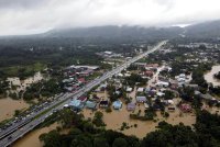 Pemandangan kawasan banjir di Serian yang dirakam oleh Unit Dron Angkatan Pertahanan Awam Sarawak pada Rabu. Foto Bernama