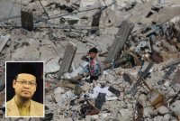 Syarikat Israel mungkin meraih keuntungan daripada pembangunan semula Gaza kerana rakyat Palestin terpaksa bergantung kepada sumber binaan yang dikawal oleh penjajah mereka sendiri. Foto fail AFP (Gambar kecil: Zaharuddin)