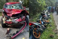 Keadaan MPV yang terlibat dalam kemalangan di Jalan Hulu Langat - Ampang pada Ahad.