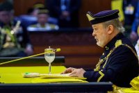 Yang di-Pertuan Agong Sultan Ibrahim berkenan menyampaikan Titah Diraja pada istiadat pembukaan Mesyuarat Pertama Penggal Keempat Parlimen ke-15 di Bangunan Parlimen pada Isnin. Foto Bernama