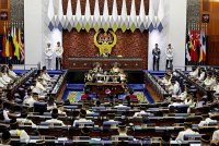 Yang di-Pertuan Agong Sultan Ibrahim berkenan menyampaikan Titah Diraja pada istiadat pembukaan Mesyuarat Pertama Penggal Keempat Parlimen ke-15 di Bangunan Parlimen pada Isnin. Foto Bernama