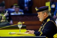 Sultan Ibrahim berkenan menyampaikan Titah Diraja pada istiadat pembukaan Mesyuarat Pertama Penggal Keempat Parlimen ke-15 di Bangunan Parlimen pada Isnin. Foto Bernama