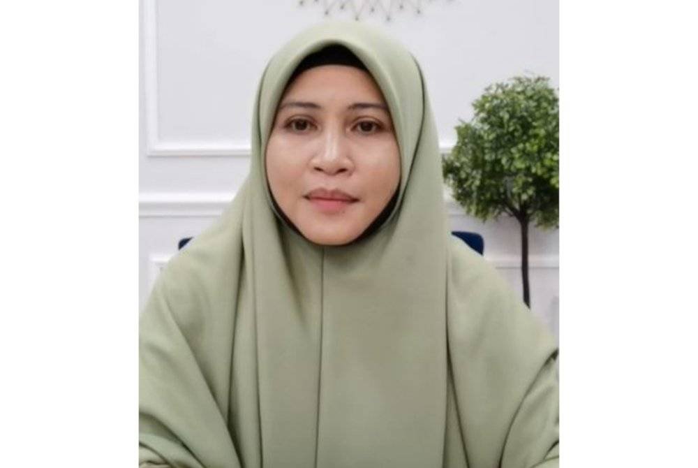 USTAZAH ASMA' 