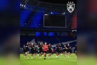 Pemain JDT giat menjalani latihan menjelang perlawanan timbal balik kedua Pusingan 16 ACLE menentang Buriram United di Stadium Sultan Ibrahim malam ini. - Foto: FB JOHOR Southern Tigers.